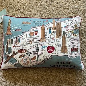 Map of New York Pillow